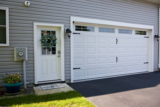 24/7 Emergency Garage Door Panel Replacement experts in Martin, TN